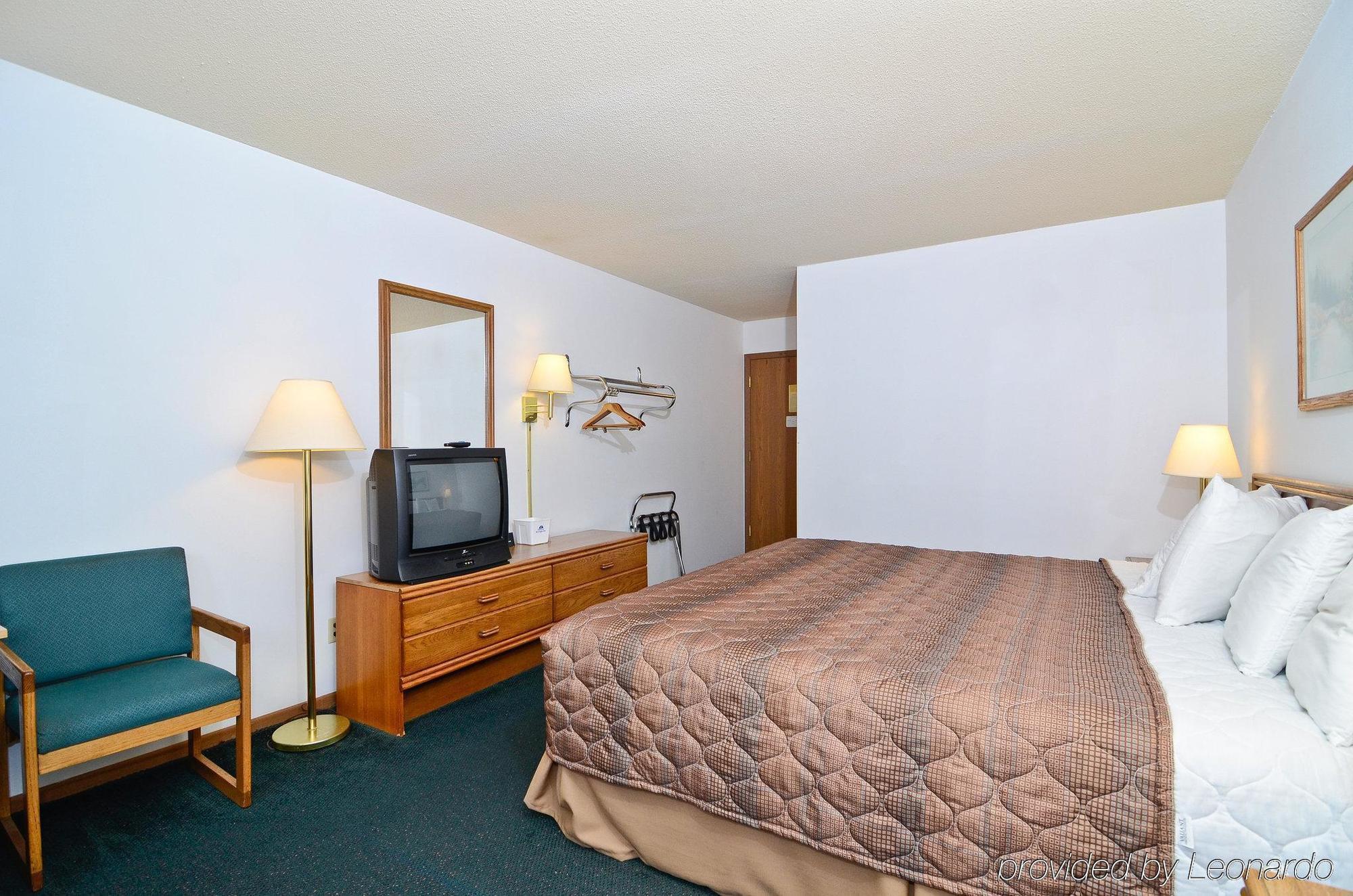 Amerivu Inn Park Falls Room photo
